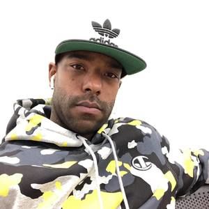 Meet your Posher, Gregory